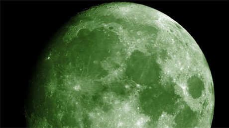 ¿Quién dijo que se teñirá de verde la Luna el 20 de abril?