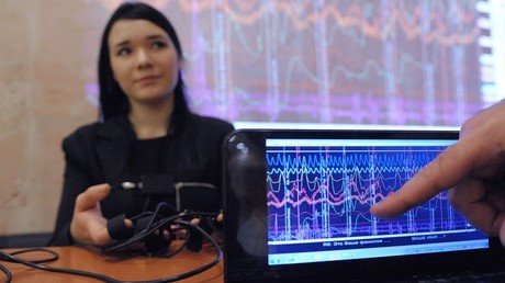 ¿Por qué queremos que los políticos nos engañen?