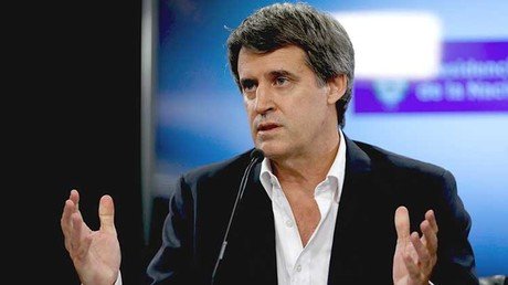 Argentina emite bonos de deuda por 16.500 millones de dólares en primera venta desde 2001