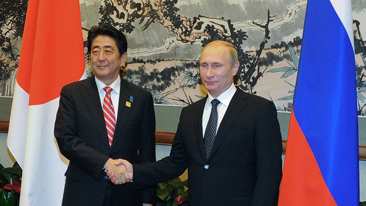 Putin se reúne con Abe: ¿Moverán la piedra de la discordia que separa a Moscú y Tokio?