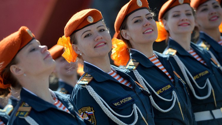 Mujeres de la Victoria: las militares rusas en los desfiles del 9 de mayo 