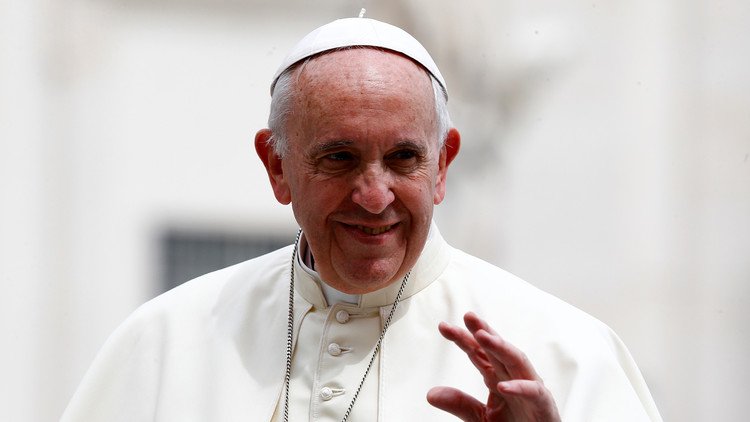 Cinco gestos revolucionarios del papa Francisco