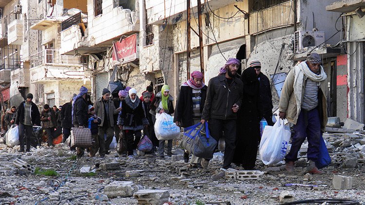 Sobrevivientes de masacre en Siria: "Los extremistas asesinaron a familias enteras"
