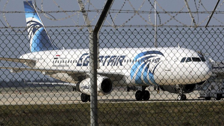 El A320 de EgyptAir apareció durante un minuto en el radar antes del accidente