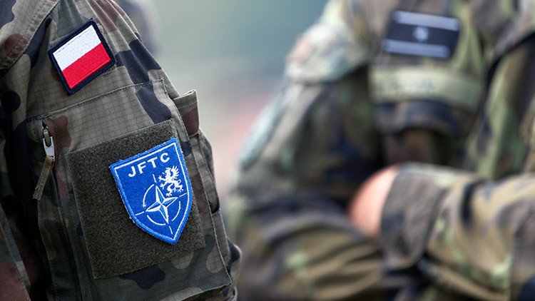 La escuelas de Polonia ofrecen clases para enseñar la importancia de la OTAN