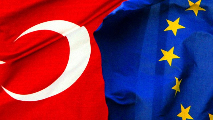 Visas y dinero a cambio de refugiados: ¿Abrirá la UE sus puertas a Turquía?