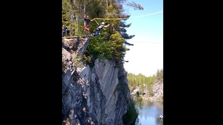 Un salto en 'bungee' podría haber tenido consecuencias fatales para una joven rusa