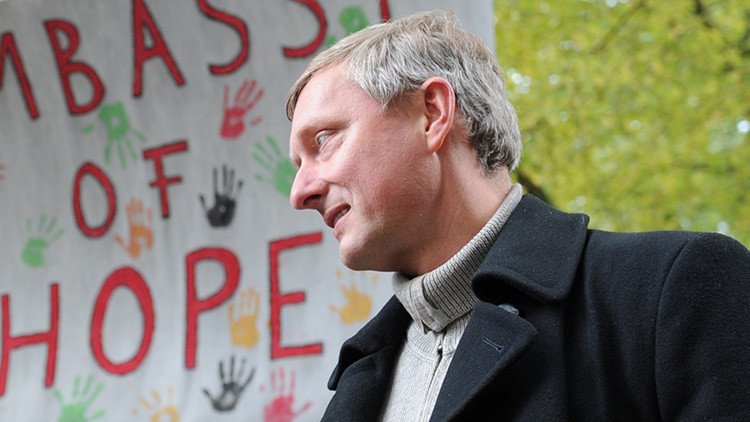 Polémica 'compasión': Un pastor alemán celebra el funeral de un miembro del EI en una iglesia 