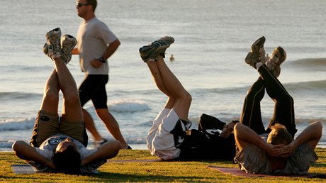 Errores del gimnasio. ¿Por qué ejercitar los abdominales no es buena idea? 