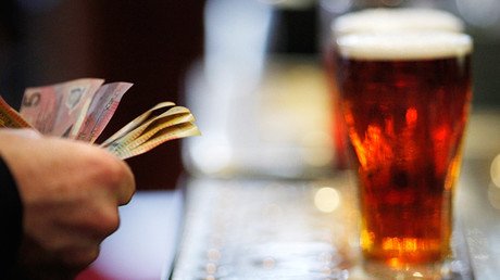 Científicos resuelven la incógnita de si el alcohol da la felicidad