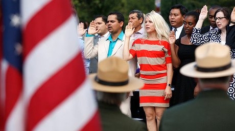 Crisol de razas estadounidense: un mapa interactivo ilustra la historia de inmigración (video)