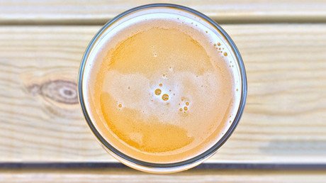 Descubren que una bebida alcohólica previene el alzheimer