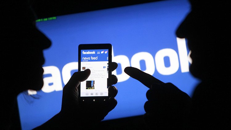 Facebook delata a un ladrón al sugerirlo como amigo a su víctima