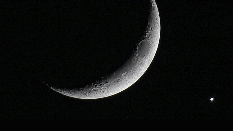 La Luna y Mercurio 'se citan' al amanecer