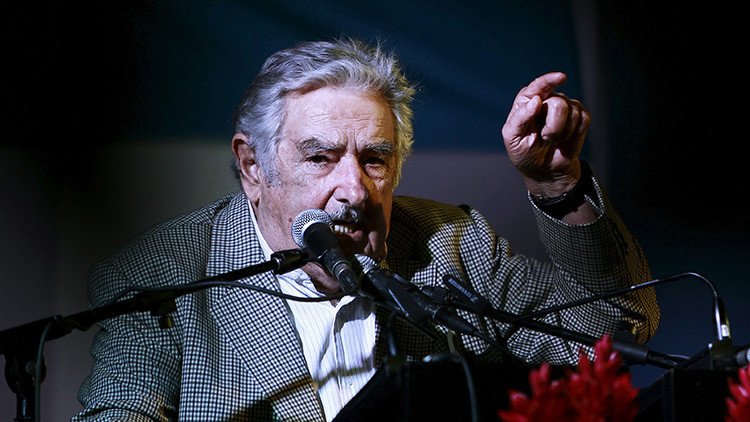Mujica: "Un pedacito del mar para Bolivia es una causa justa y noble"