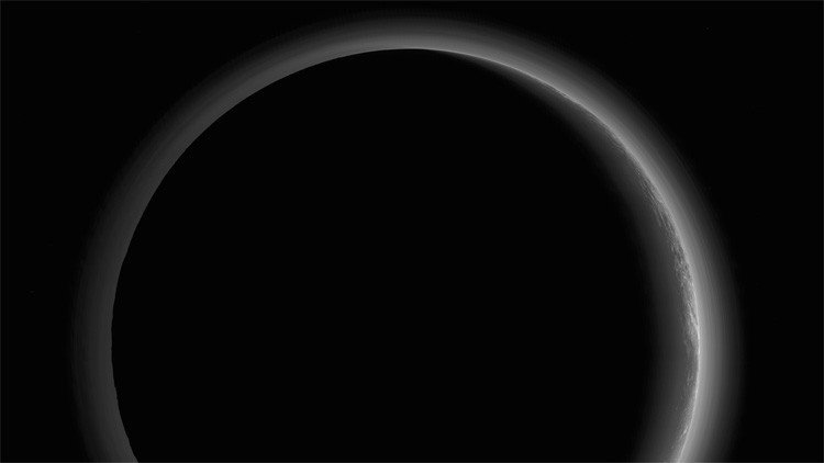 La NASA revela los secretos de la 'zona crepuscular' de Plutón