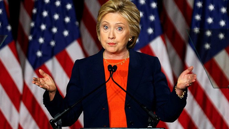 ¿Se equivocó Hillary Clinton al no mencionar el "desastre" de su política exterior en Libia y Siria?