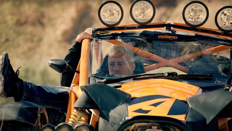 Lluvia de críticas sobre 'Top Gear' por insertar risas falsas en la nueva etapa del programa
