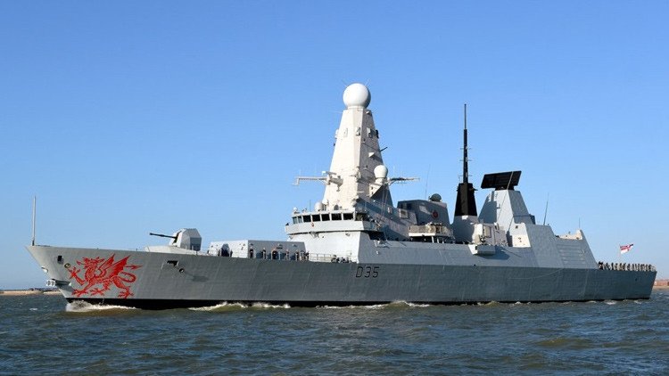 Marina británica: "Nuestros destructores se 'desintegrarán' si son enviados a Oriente Medio"