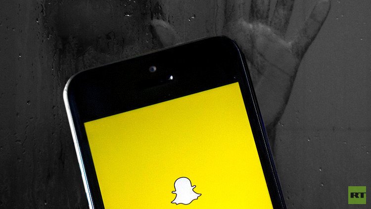 'Vi el charco de sangre': Una joven de 15 años se suicida por una foto suya desnuda en Snapchat