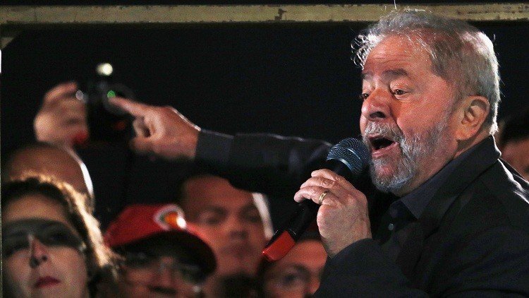 Lula: "Temer se cree que es Fidel entrando en La Habana"