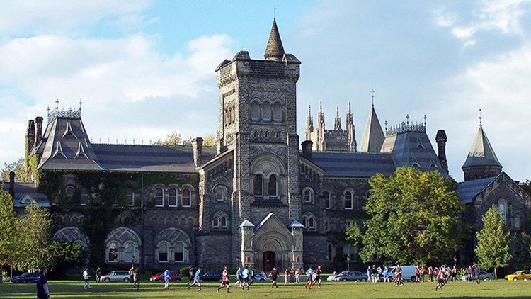 Una persona sospechosa mantiene en vilo a la Universidad de Toronto  
