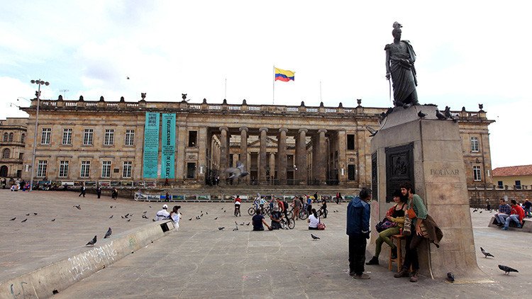 Colombia: Fracasa una ley contra el ausentismo debido a la ausencia de senadores