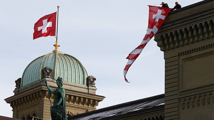 Suiza retira su solicitud de entrada en la Unión Europea