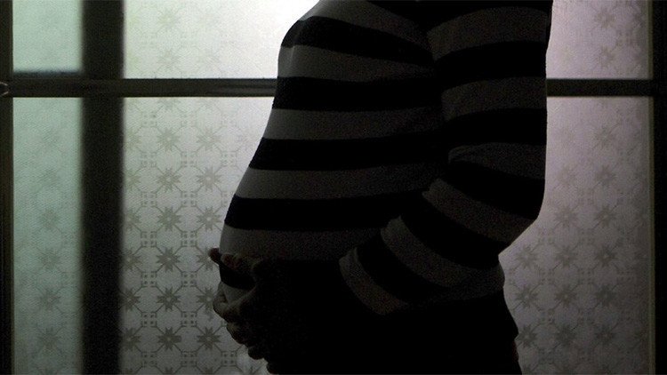 Asesinan a su hija embarazada por casarse por amor