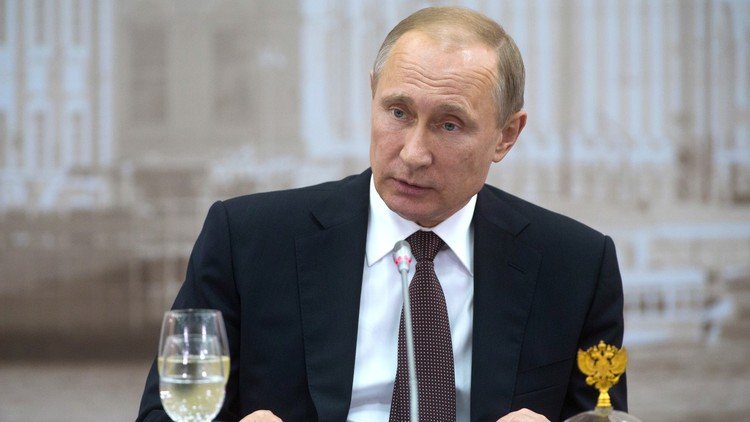 Putin considera "injusto" el veto a los atletas rusos en los Juegos Olímpicos 