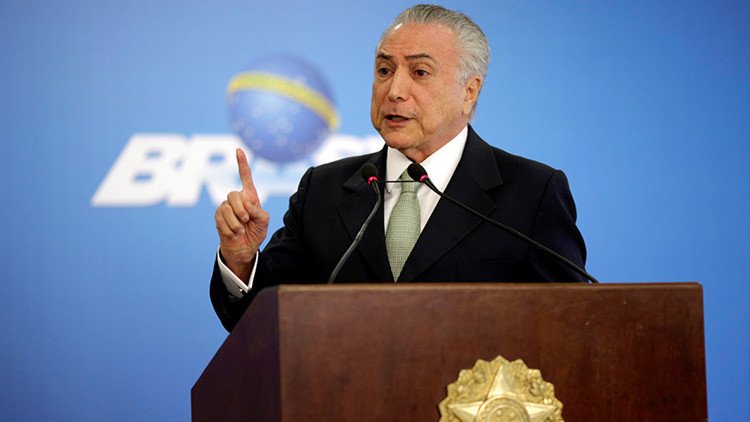 ¿Nueva Jugada?: Temer rehabilita a mandos militares retirados por Rousseff