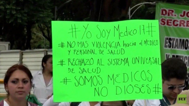 México: los médicos se suman a los maestros en rechazo a reformas del gobierno 