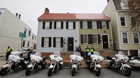 EE.UU. cierra los colegios de una localidad cercana a Washington tras registrarse un tiroteo