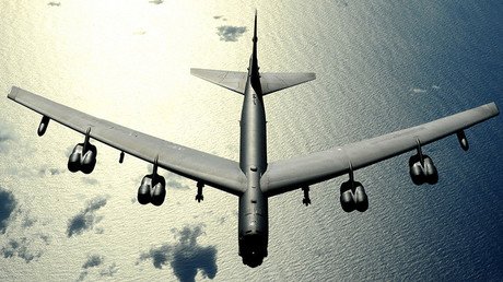 Bombarderos estratégicos de EE.UU. se acercan a la frontera rusa