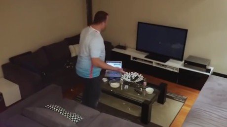 Un hincha turco destruye su casa cuando su mujer le corta la señal de la Eurocopa 
