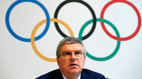 El COI a Rusia: atletas "limpios" de dopaje participarán en Río 2016 bajo bandera rusa