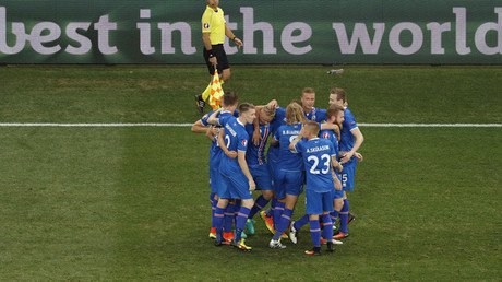 La reacción del comentarista de Islandia en el segundo gol de su selección a Inglaterra