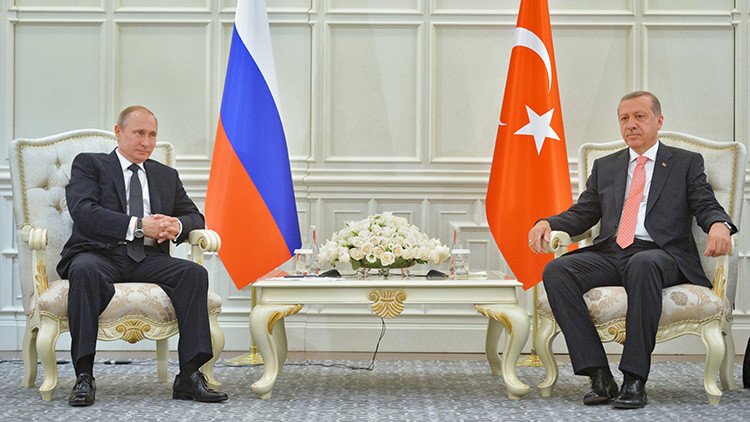 ¿Qué hay detrás de las repentinas paces de Turquía con Rusia e Israel?