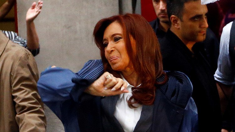 Argentina: Cristina Kirchner denuncia una persecución política en su contra