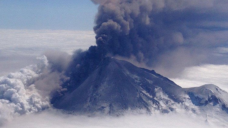 Uno de los volcanes más activos de Alaska podría volver a despertar