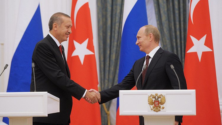 "EE.UU. debe seguir el ejemplo turco y hacer las paces con Rusia"