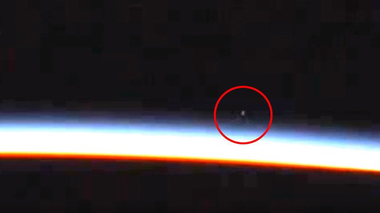 La NASA corta un video en directo de la EEI durante la entrada de un objeto extraño en la atmósfera