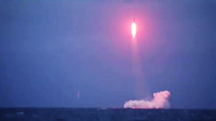 Rusia desarrolla un nuevo misil balístico de lanzamiento naval