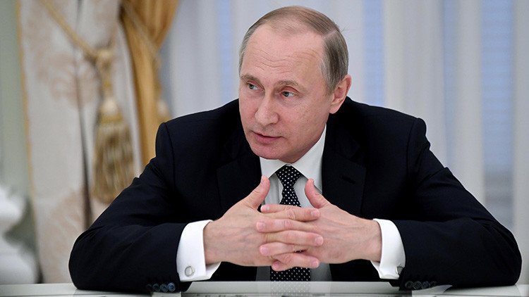 Putin tras hablar con Obama: "EE.UU. quiere regular la cooperación con Rusia"