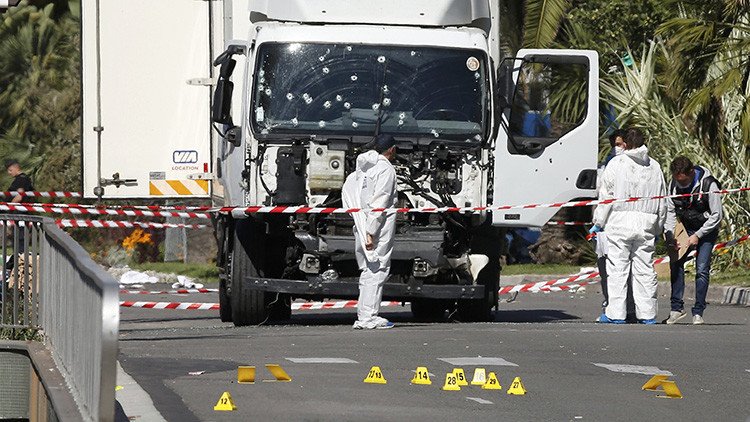 "No hay ningún tipo de seguridad": Cómo la falta de vigilancia posibilitó el ataque en Niza