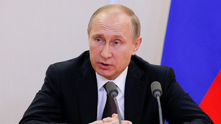 Putin da órdenes para garantizar la seguridad de los ciudadanos rusos en Turquía