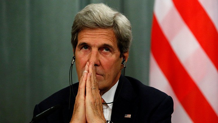 Kerry llama a su homólogo turco para asegurarle que EE.UU. no tiene nada que ver con intentona