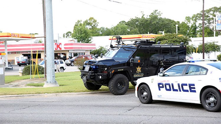 Video: El momento exacto del tiroteo contra policías en la ciudad de Baton Rouge, EE.UU.