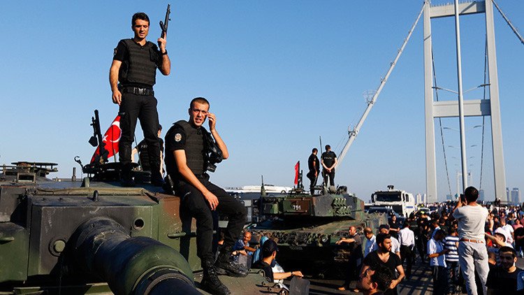 La intentona golpista en Turquía pilló por sorpresa a las Fuerzas Armadas de EE.UU.