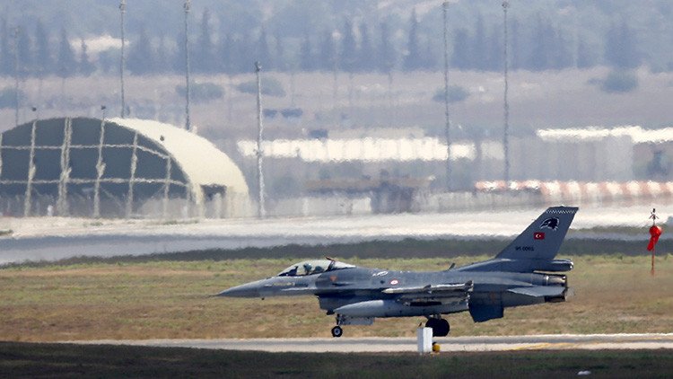 Turquía lanza sus primeros ataques aéreos contra los kurdos en Irak después de la intentona golpista